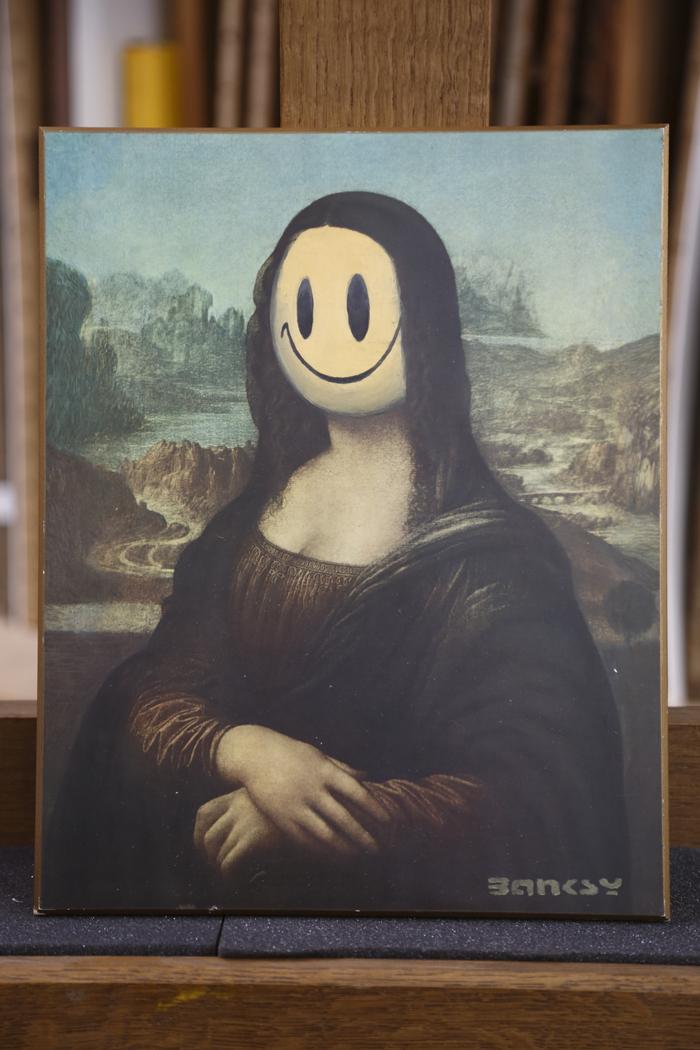 Mona Lisa with a Smile