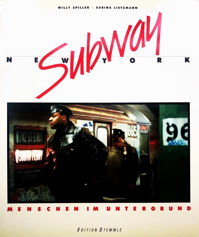 Subway New York Menschem im Untergrund